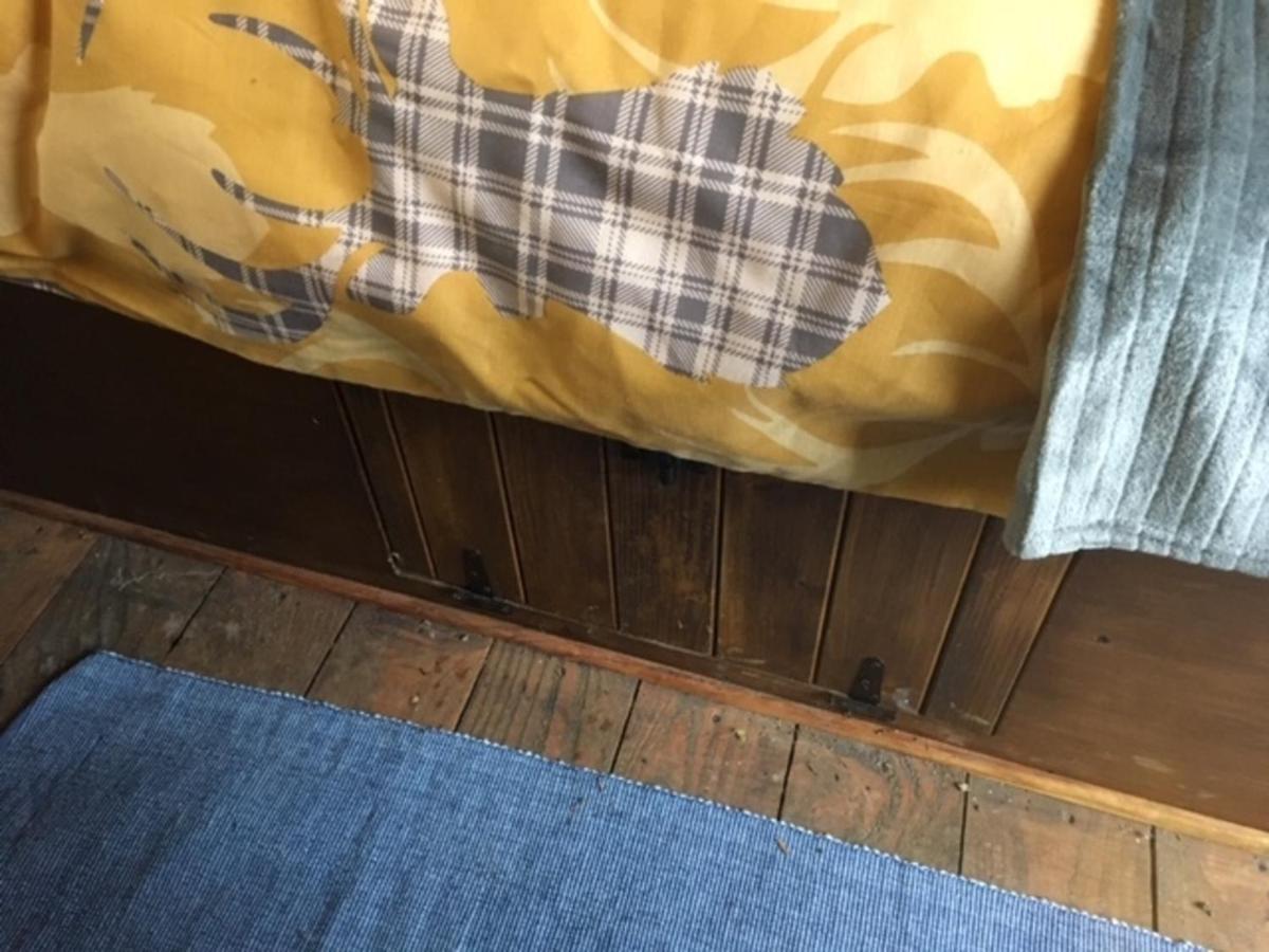 Charming 2-Bed Cabin In Domfront-En-Poiraie Perrou Екстер'єр фото